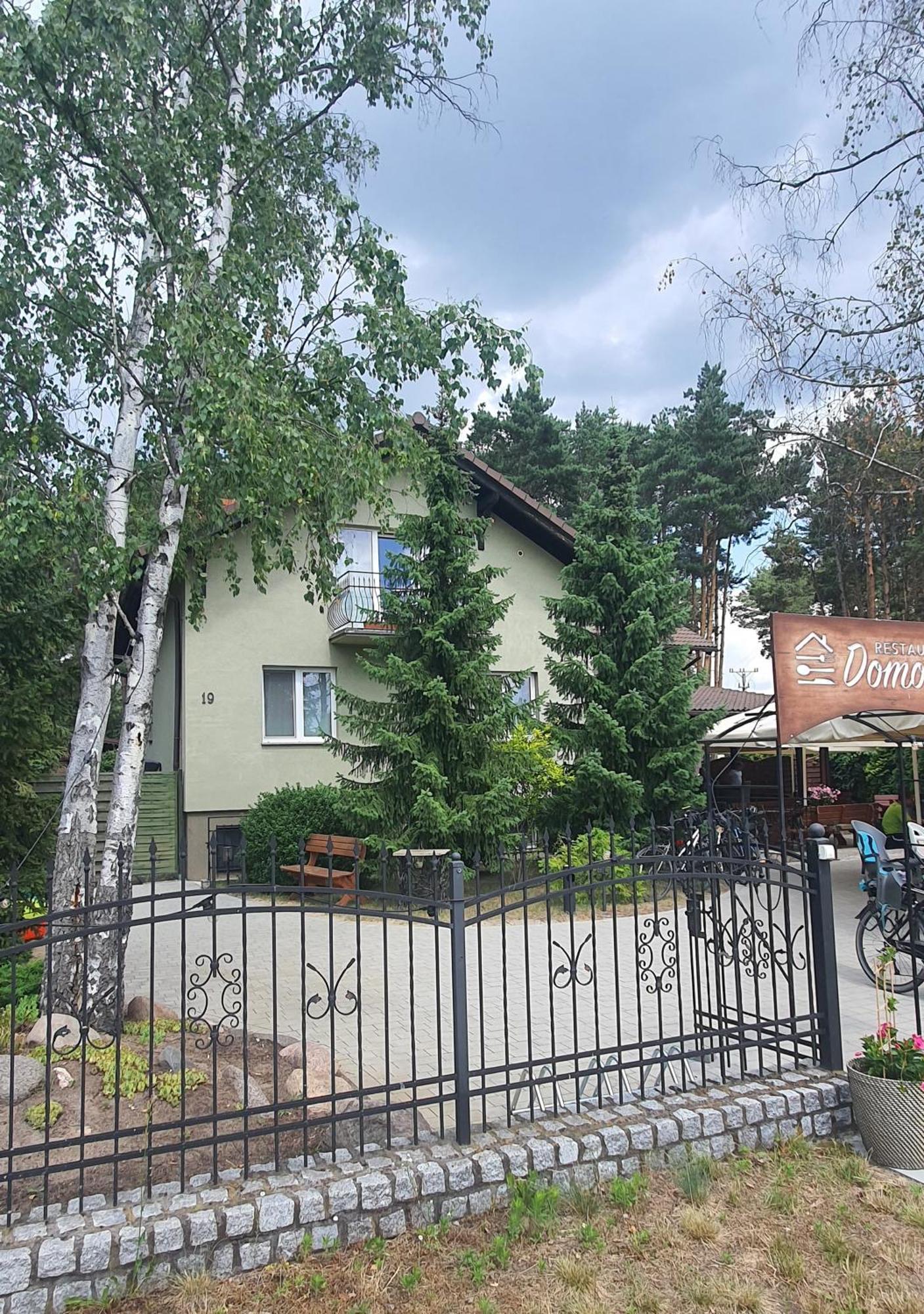 Domowa- Restauracja I Pokoje Wielen Zaobrzanski Exterior photo